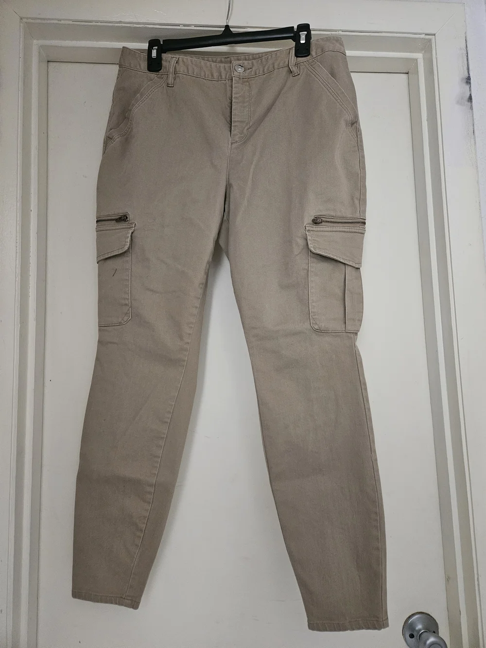 INC International Concepts Men's Cargo Pants in Beige-Tan